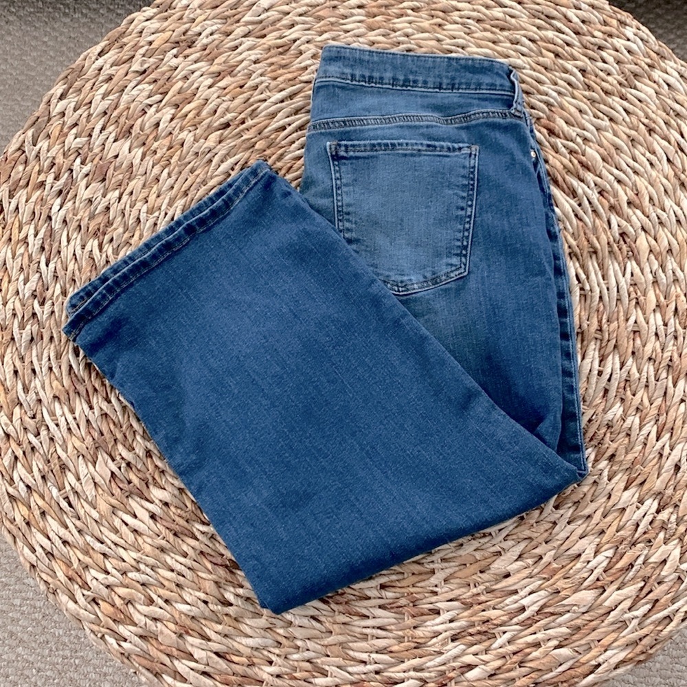 Kut from the Kloth Charlotte Wide Leg High Rise - Picture 15 of 16